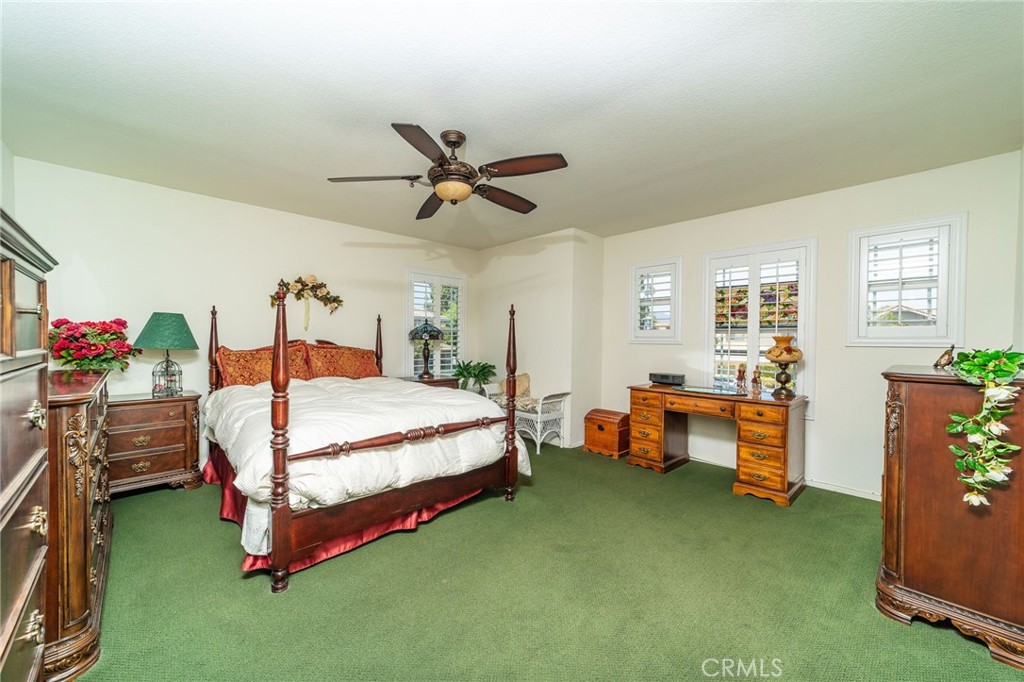 11433 Mountain View