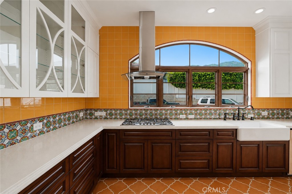 2426 Sierra