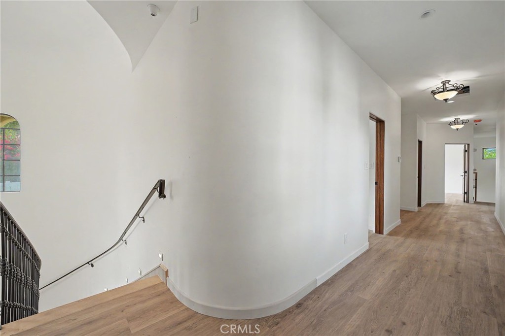 2426 Sierra