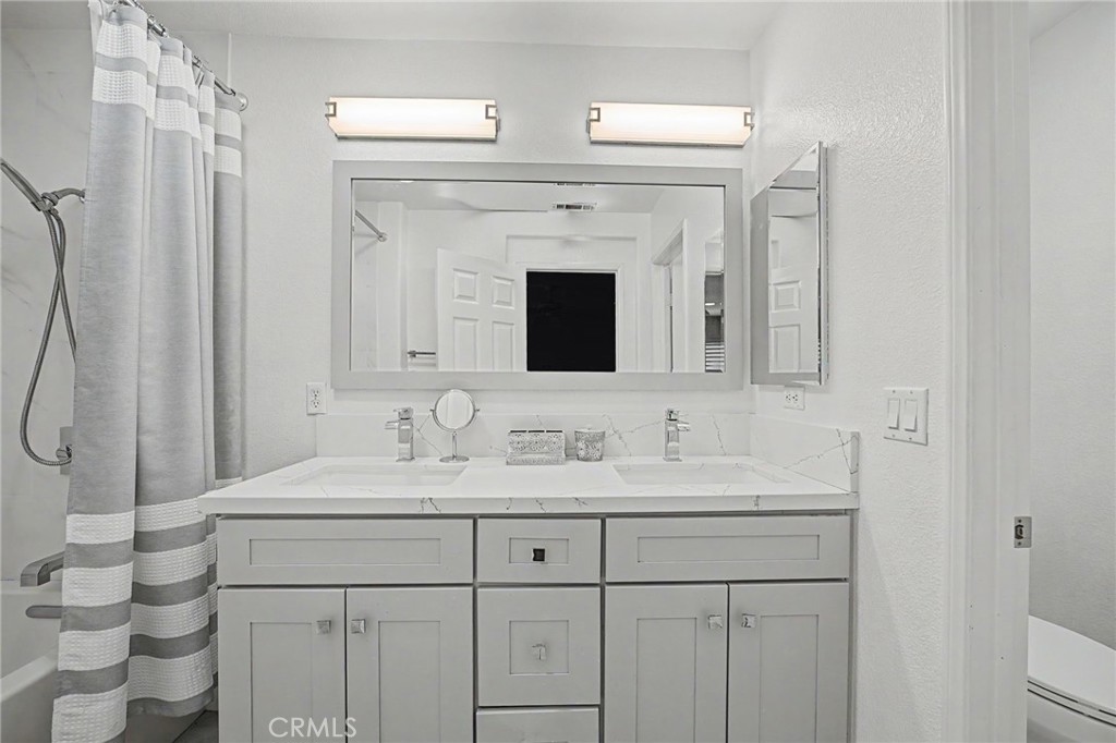 11433 Mountain View