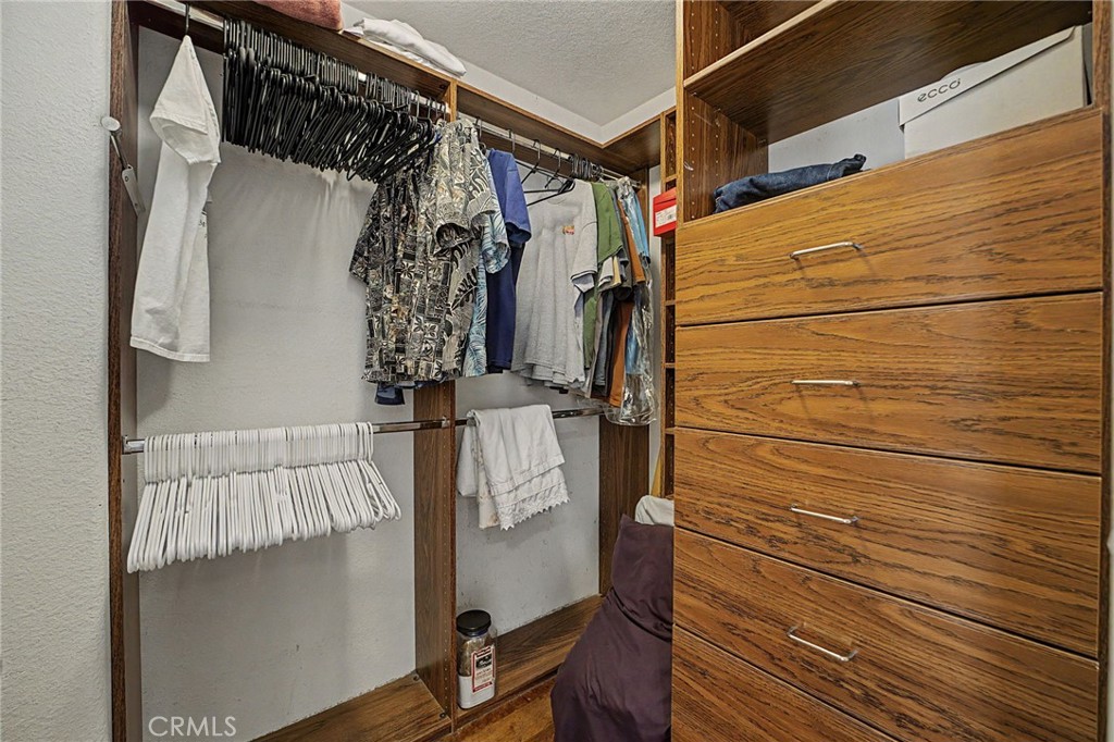 11433 Mountain View