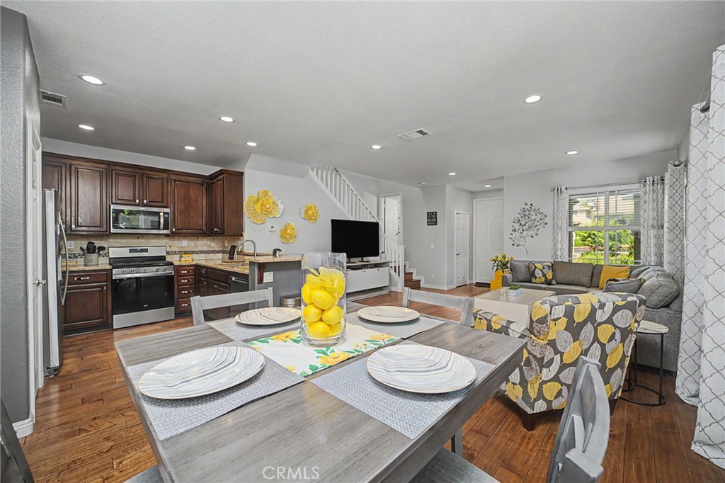 11433 Mountain View