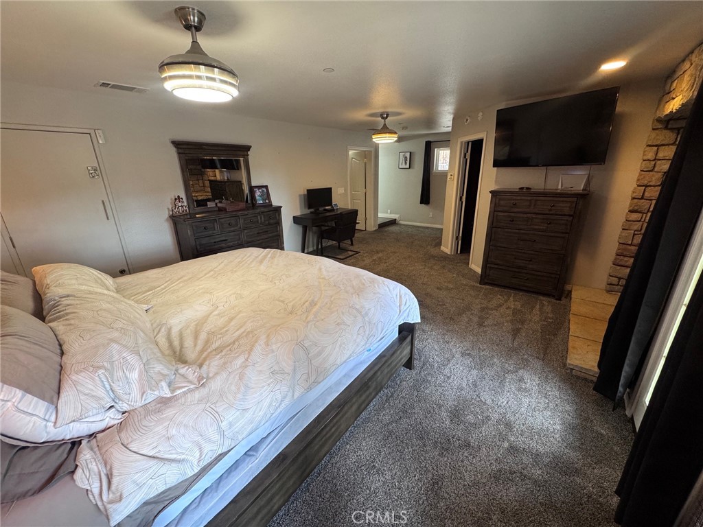 5260 Desert View Lane
