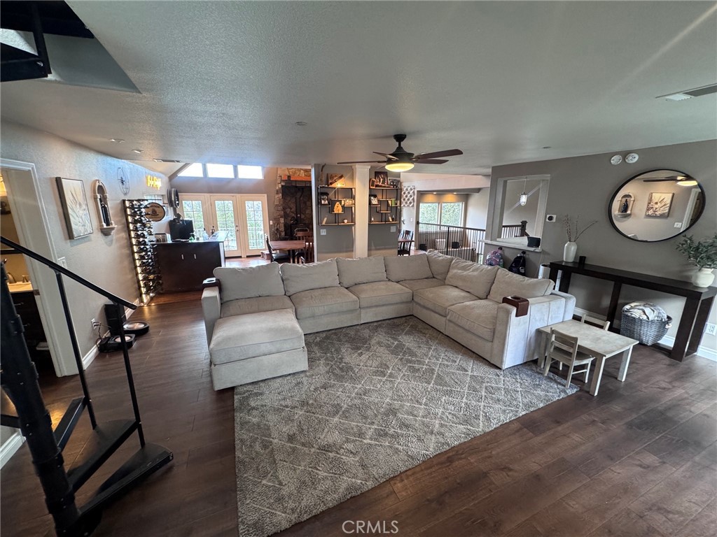 5260 Desert View Lane
