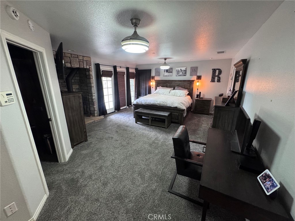 5260 Desert View Lane