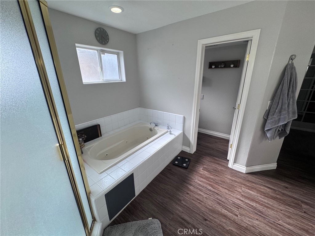 5260 Desert View Lane