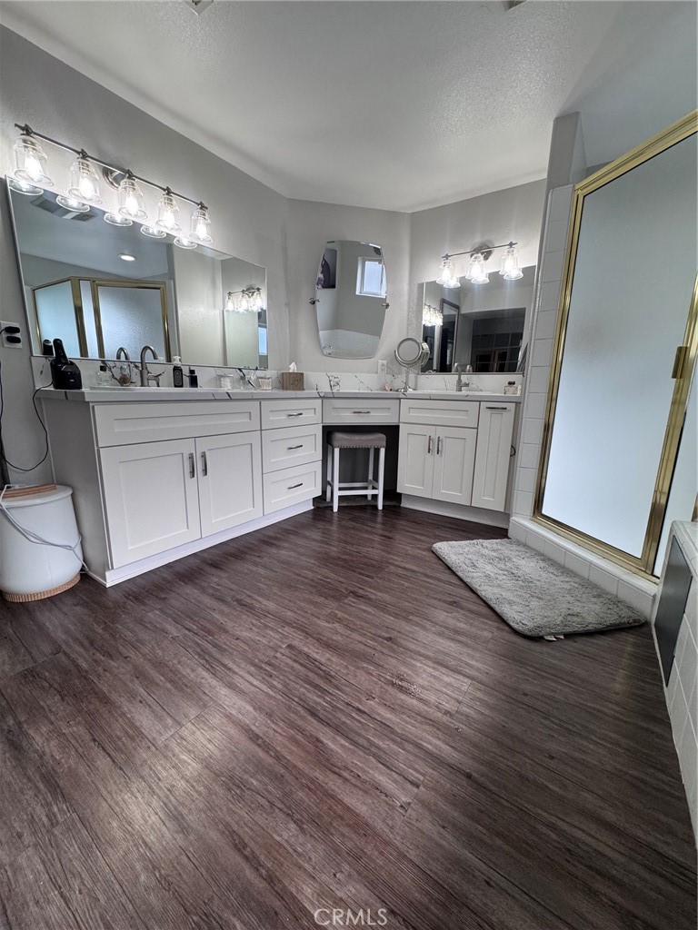 5260 Desert View Lane