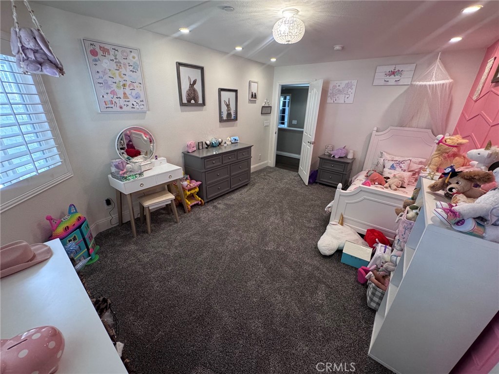5260 Desert View Lane