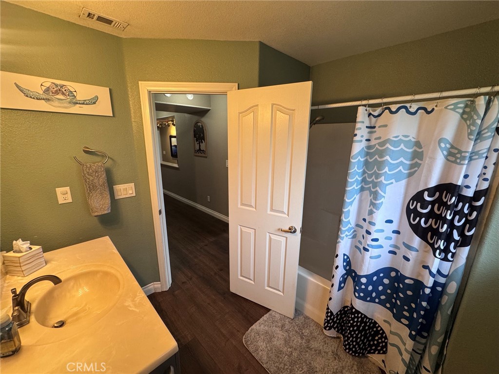 5260 Desert View Lane