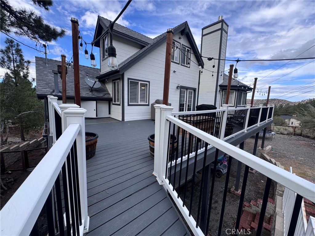 5260 Desert View Lane
