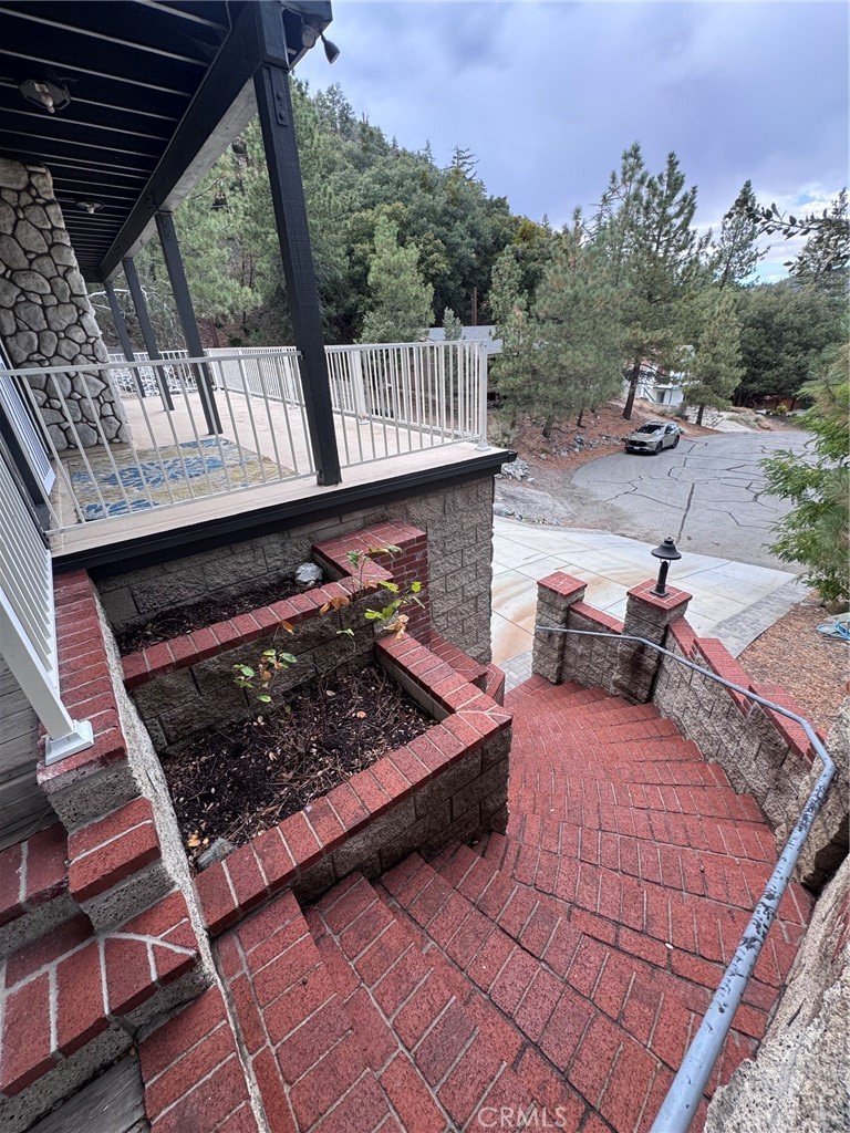 5260 Desert View Lane