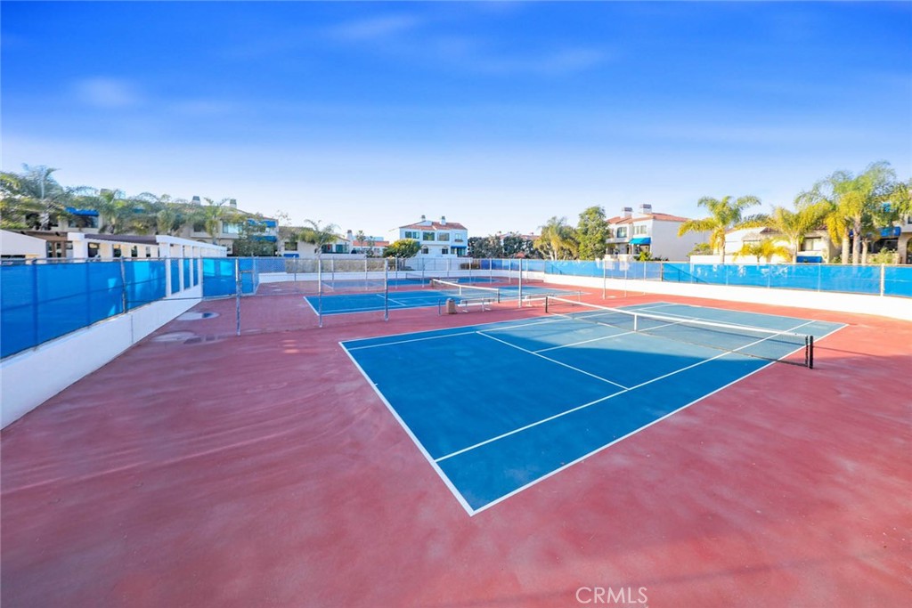 16347 Grenoble Lane 62