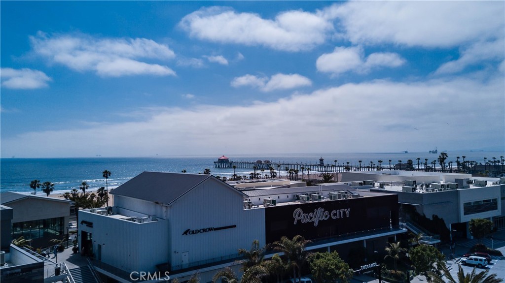 7821 Essex Drive 103