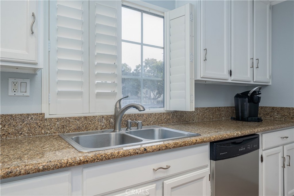 7821 Essex Drive 103