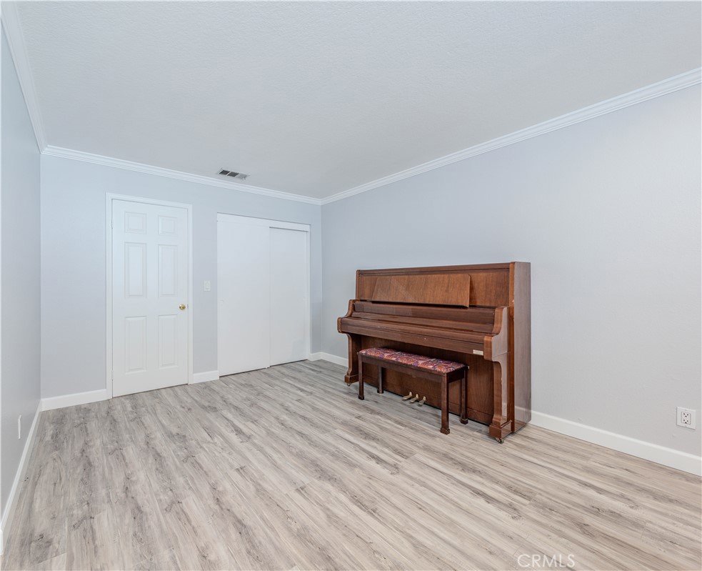 7821 Essex Drive 103