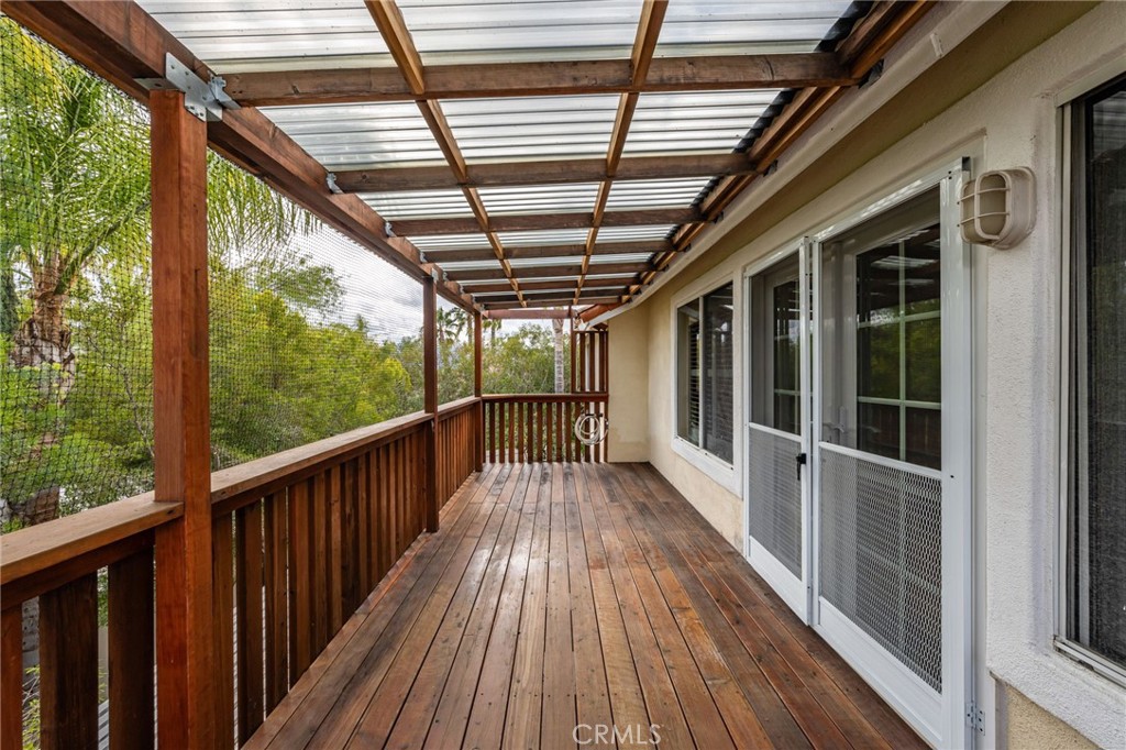 1015 La Salle Circle