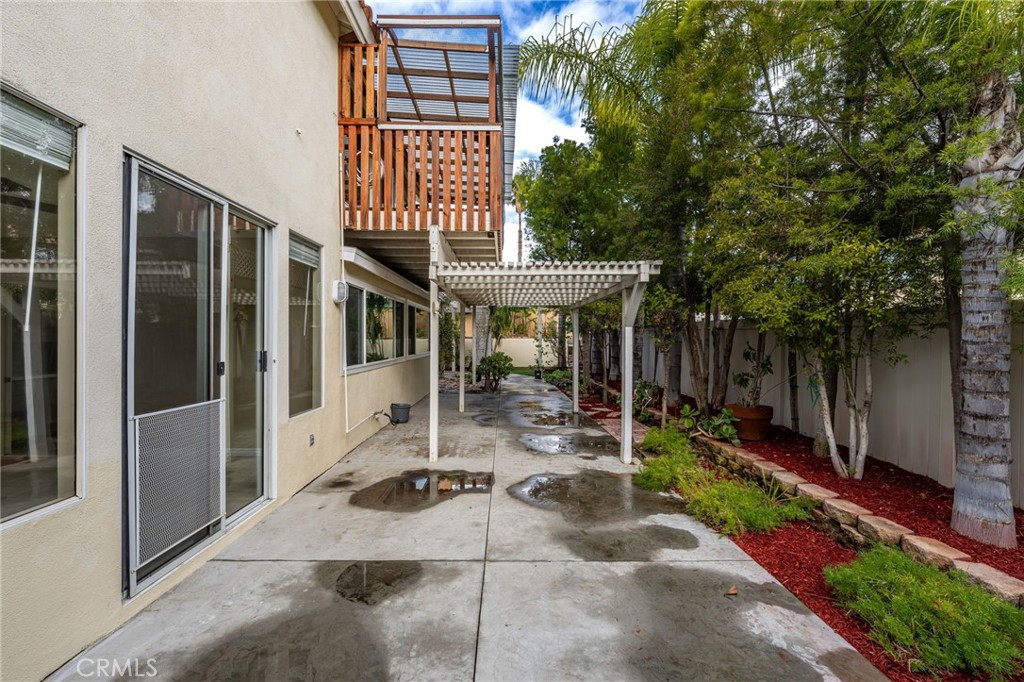 1015 La Salle Circle