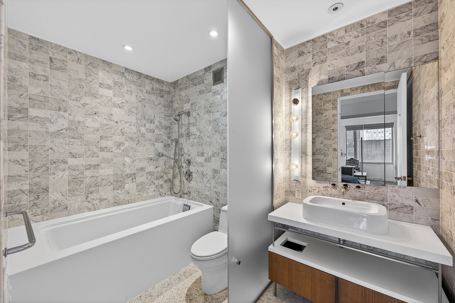 85 W BROADWAY 12E
