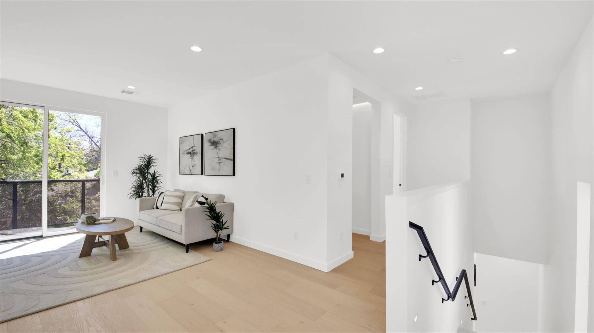 1310 Cullen Ave