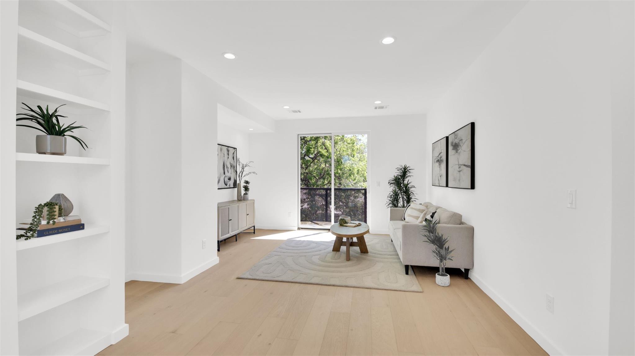 1310 Cullen Ave