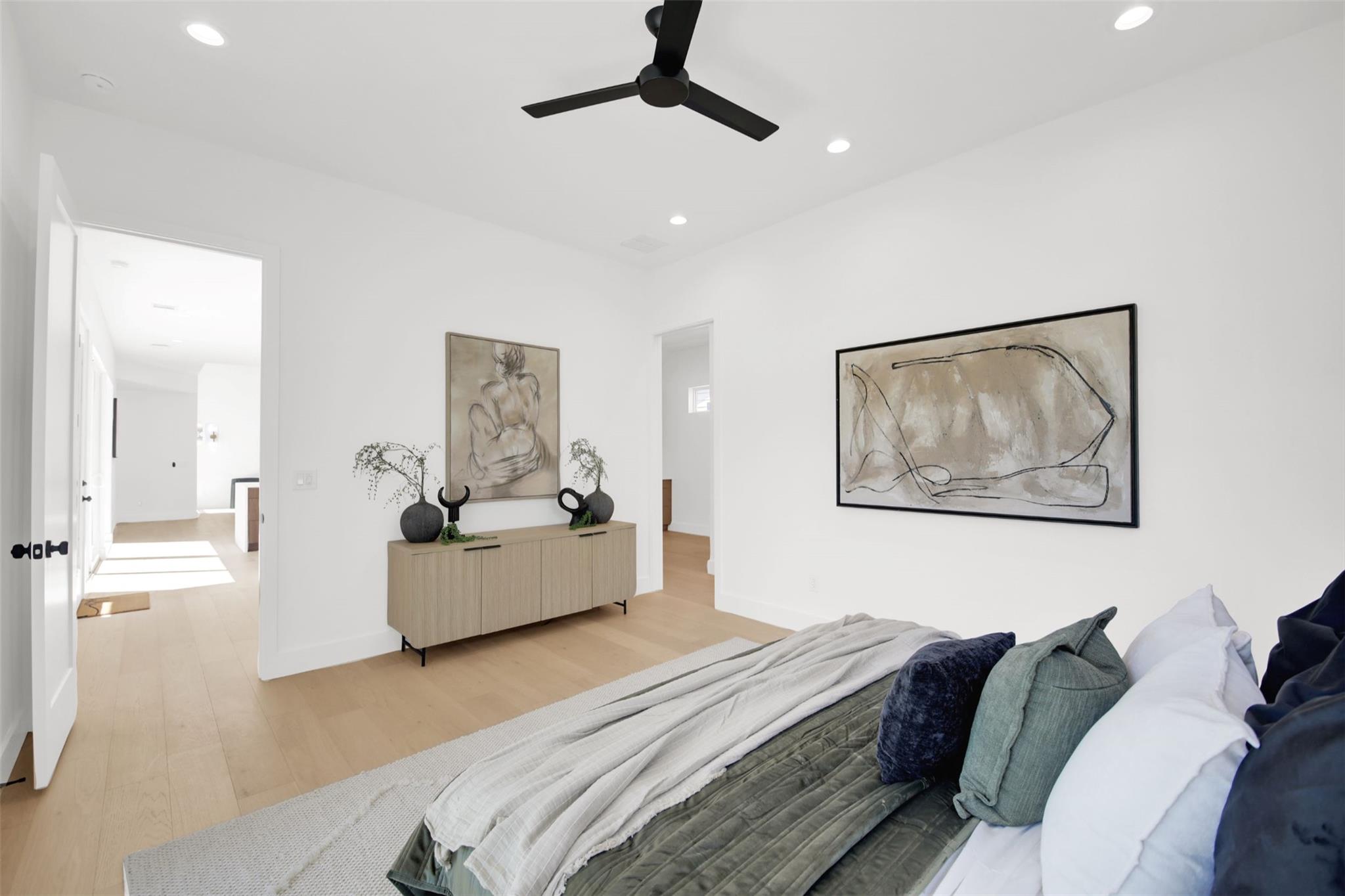 1310 Cullen Ave