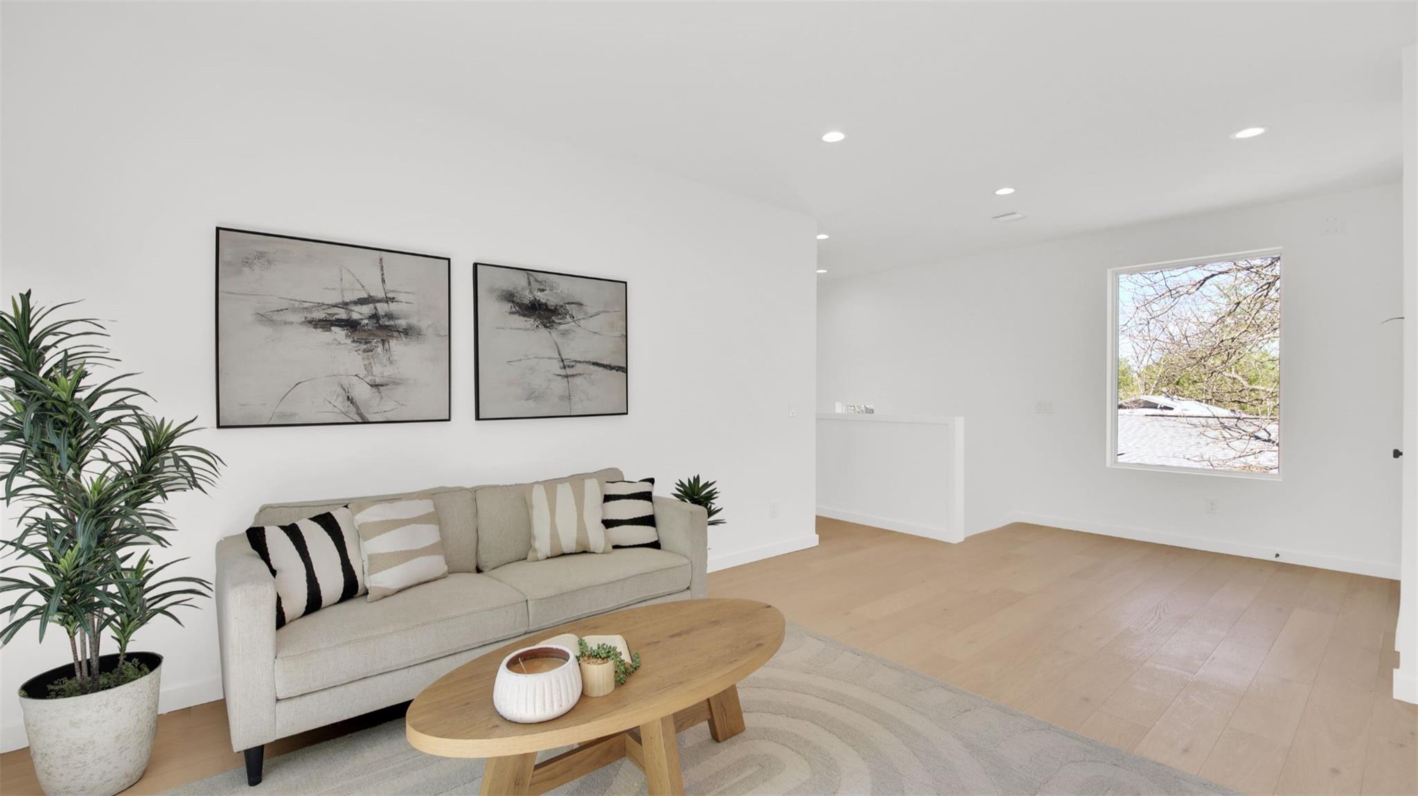 1310 Cullen Ave