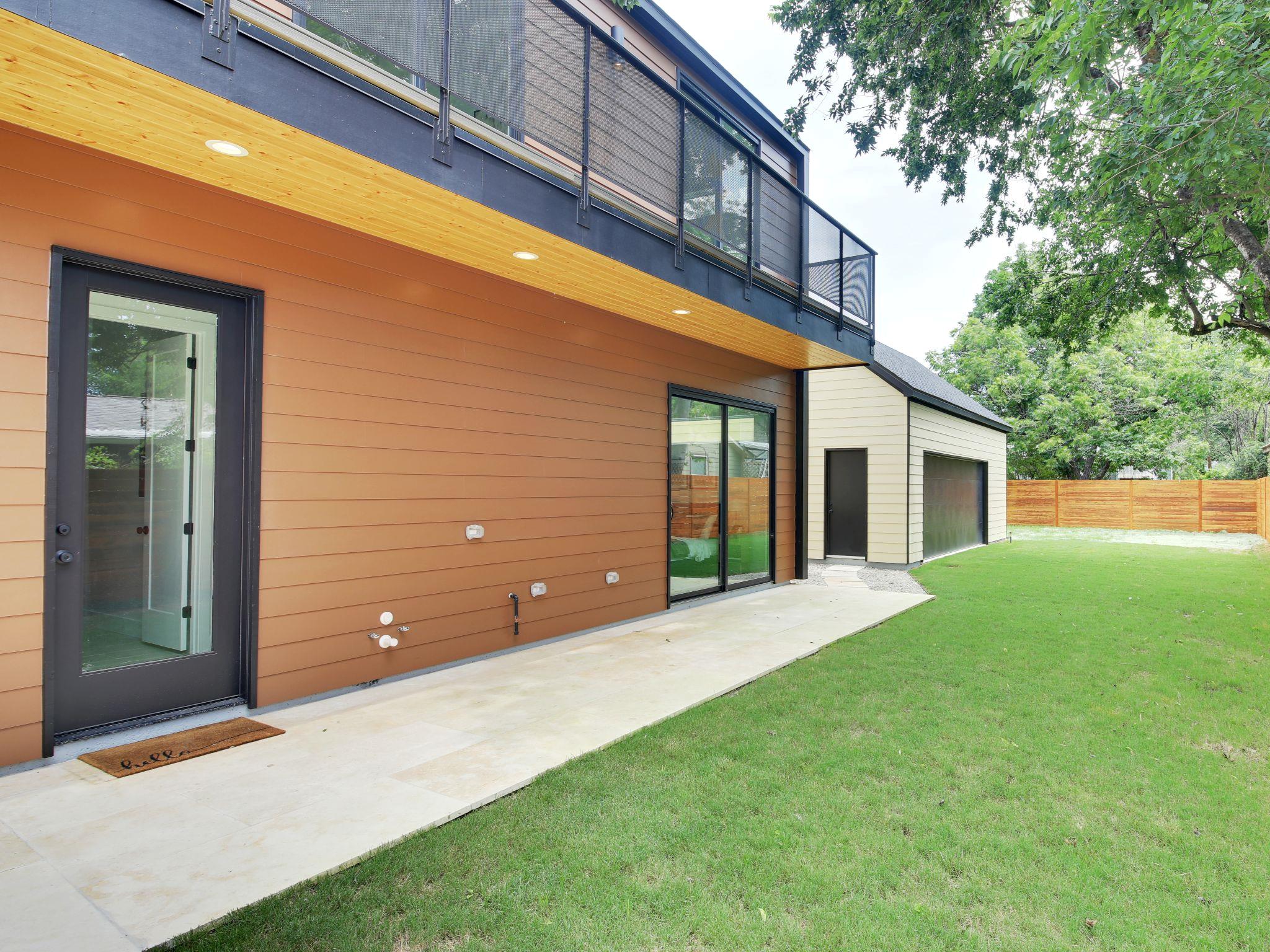 1310 Cullen Ave