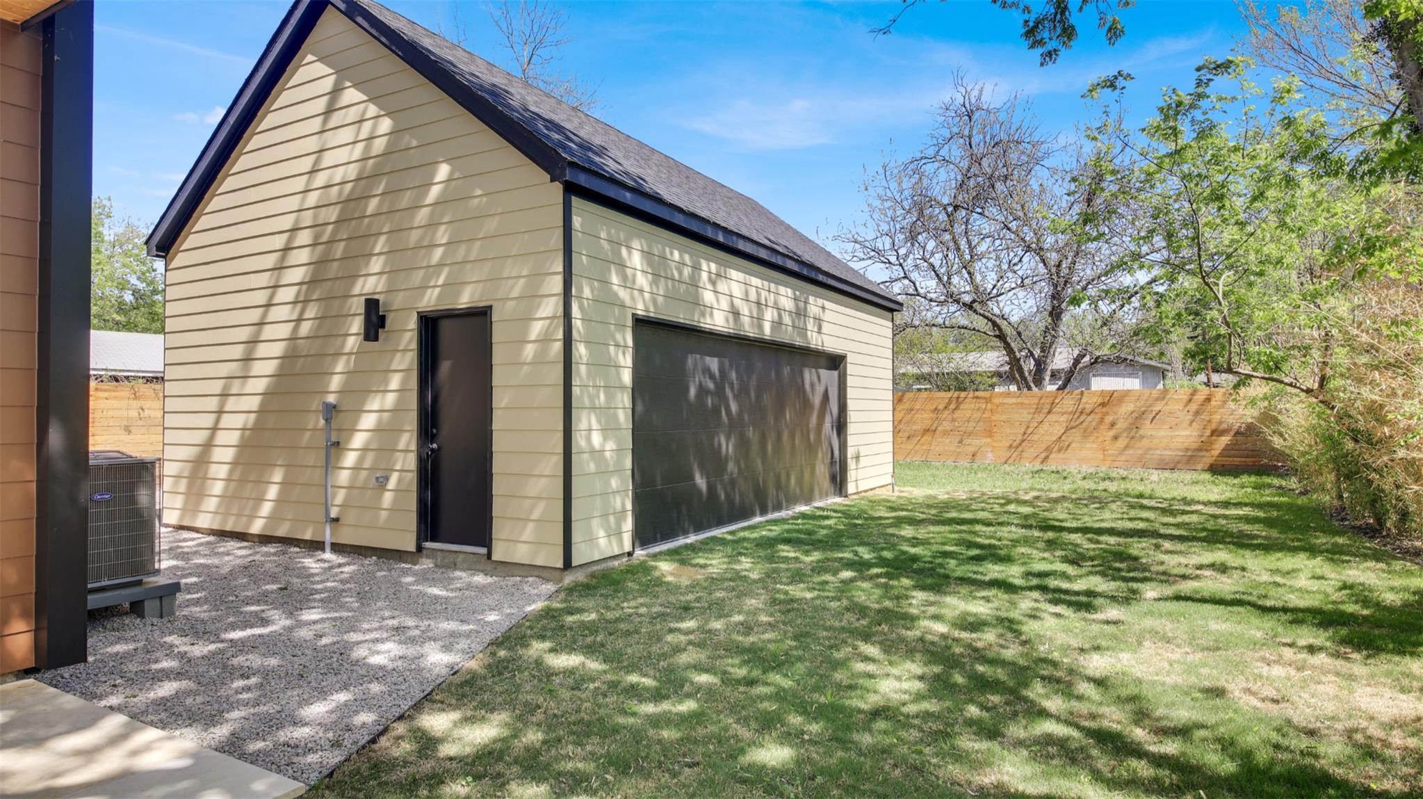 1310 Cullen Ave