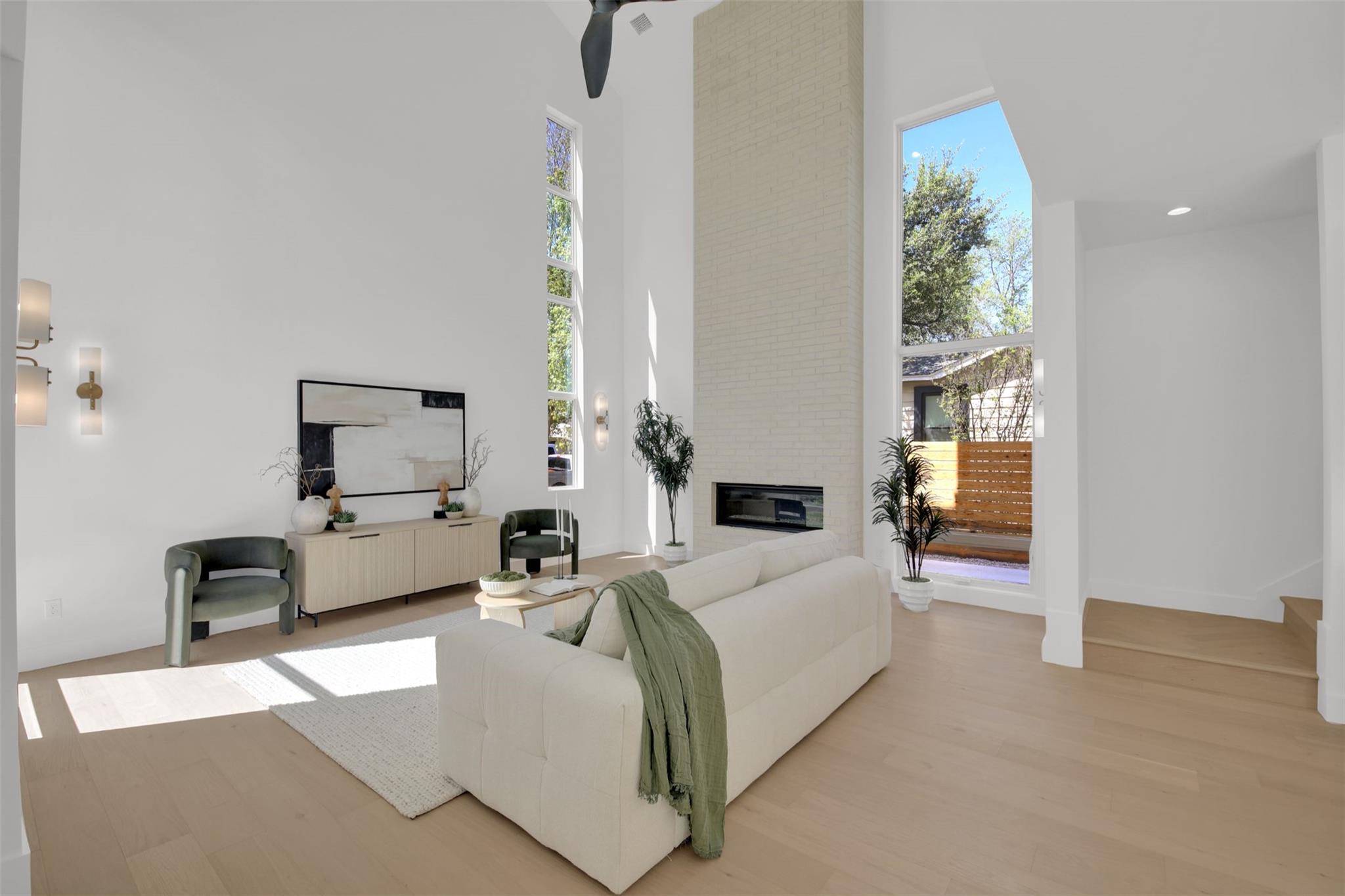 1310 Cullen Ave