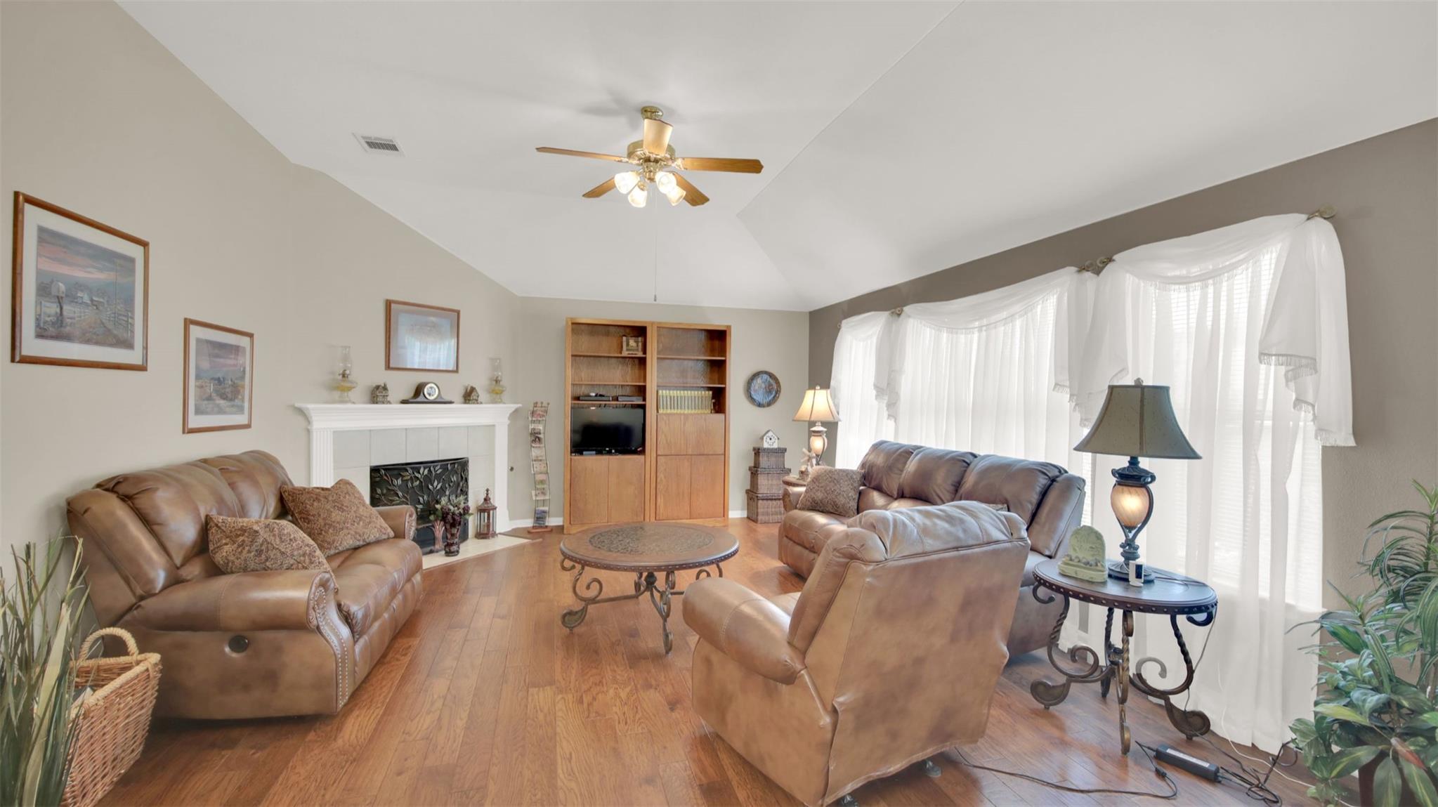 100 Copperwood LOOP, Round Rock