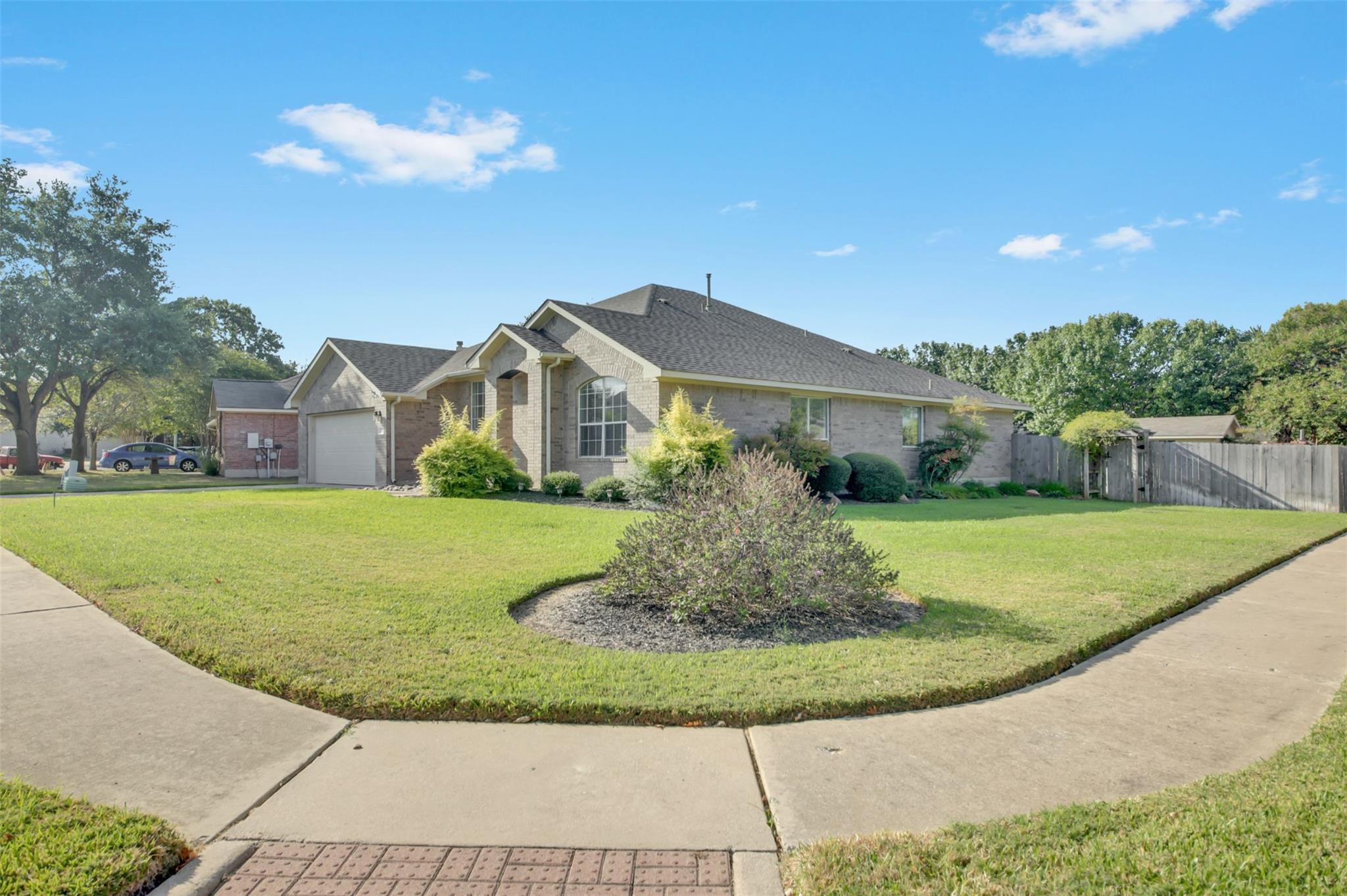 100 Copperwood LOOP, Round Rock