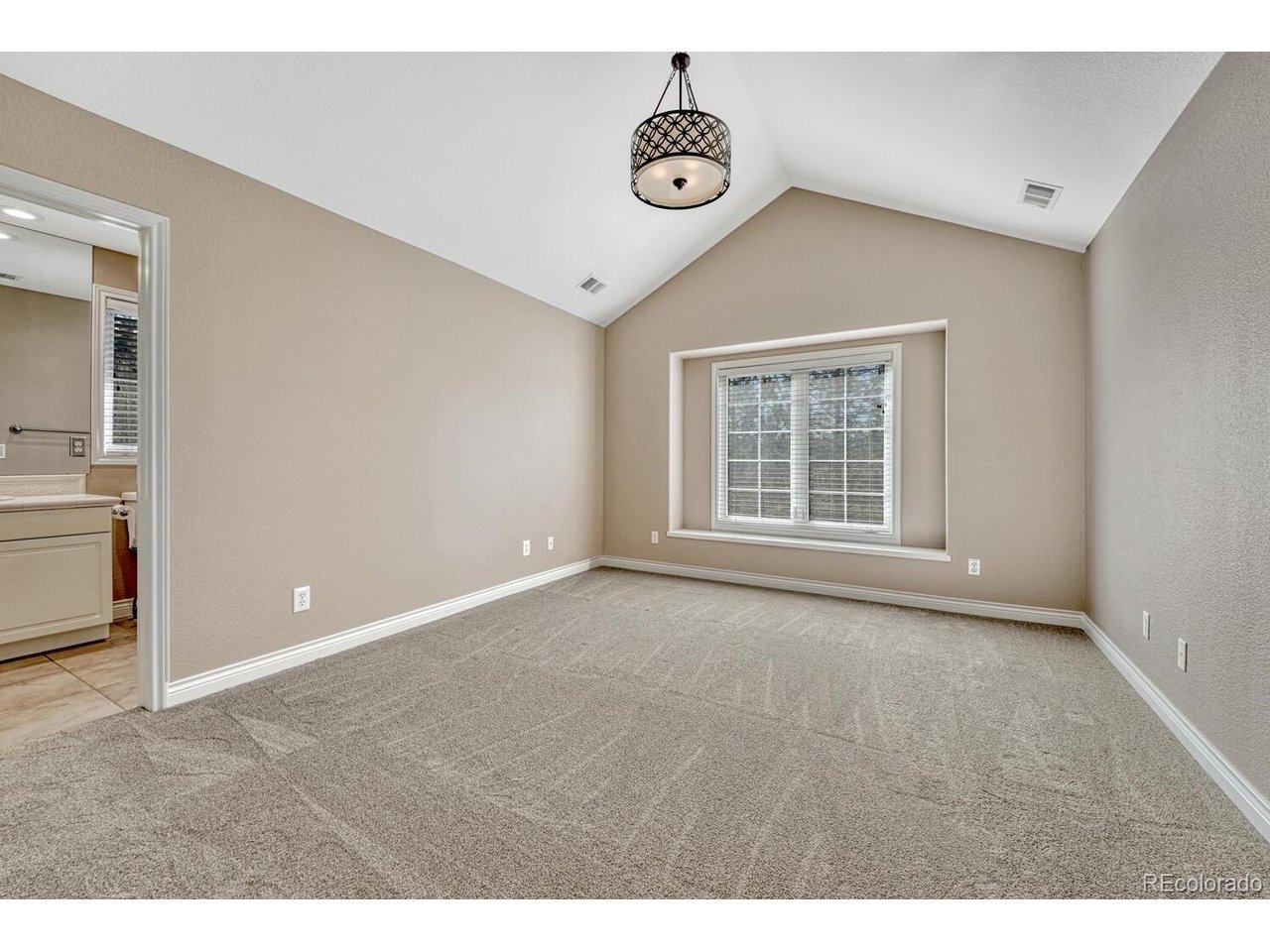 9164 E Lost Hill Trl
