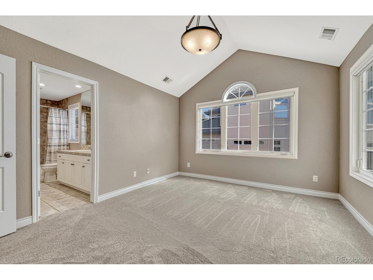 9164 E Lost Hill Trl