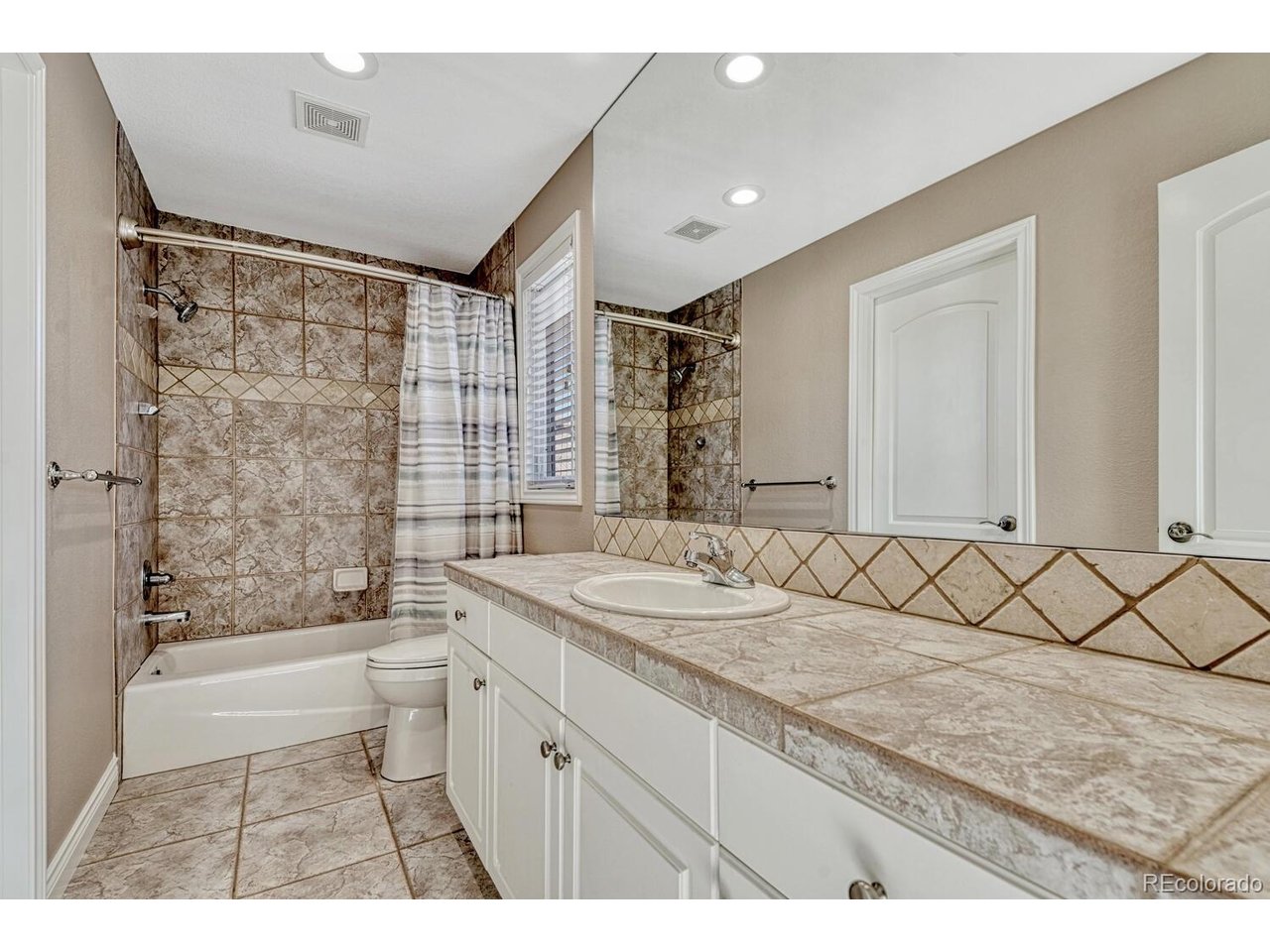 9164 E Lost Hill Trl