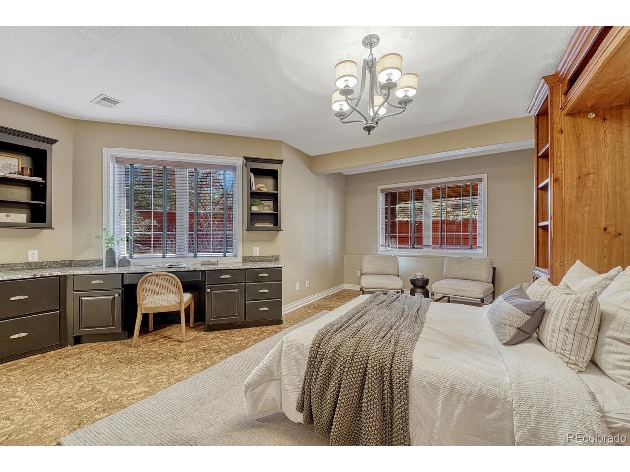 9164 E Lost Hill Trl