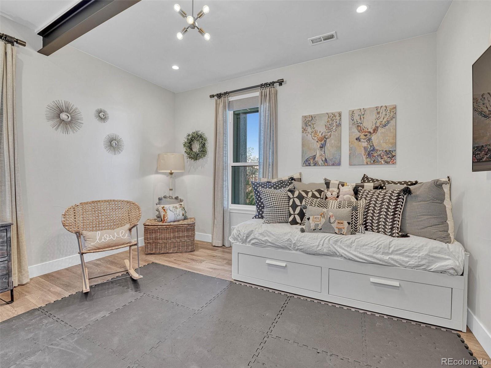 10113 Bellwether Lane