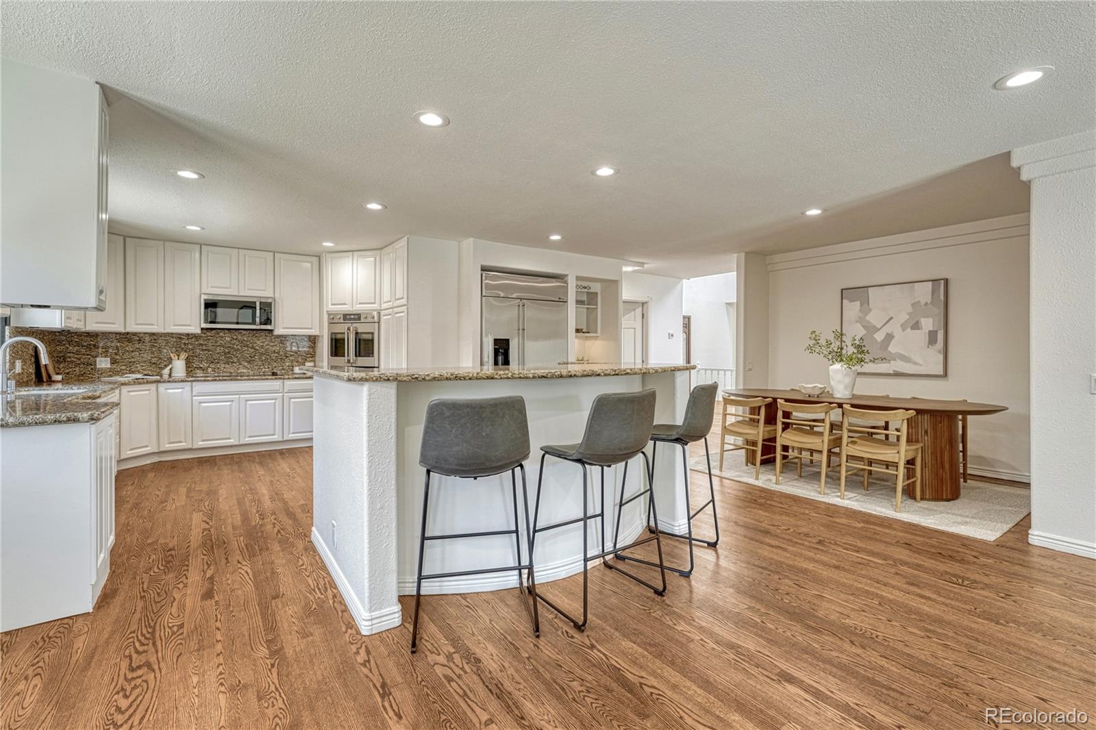 5672 S Hanover Way