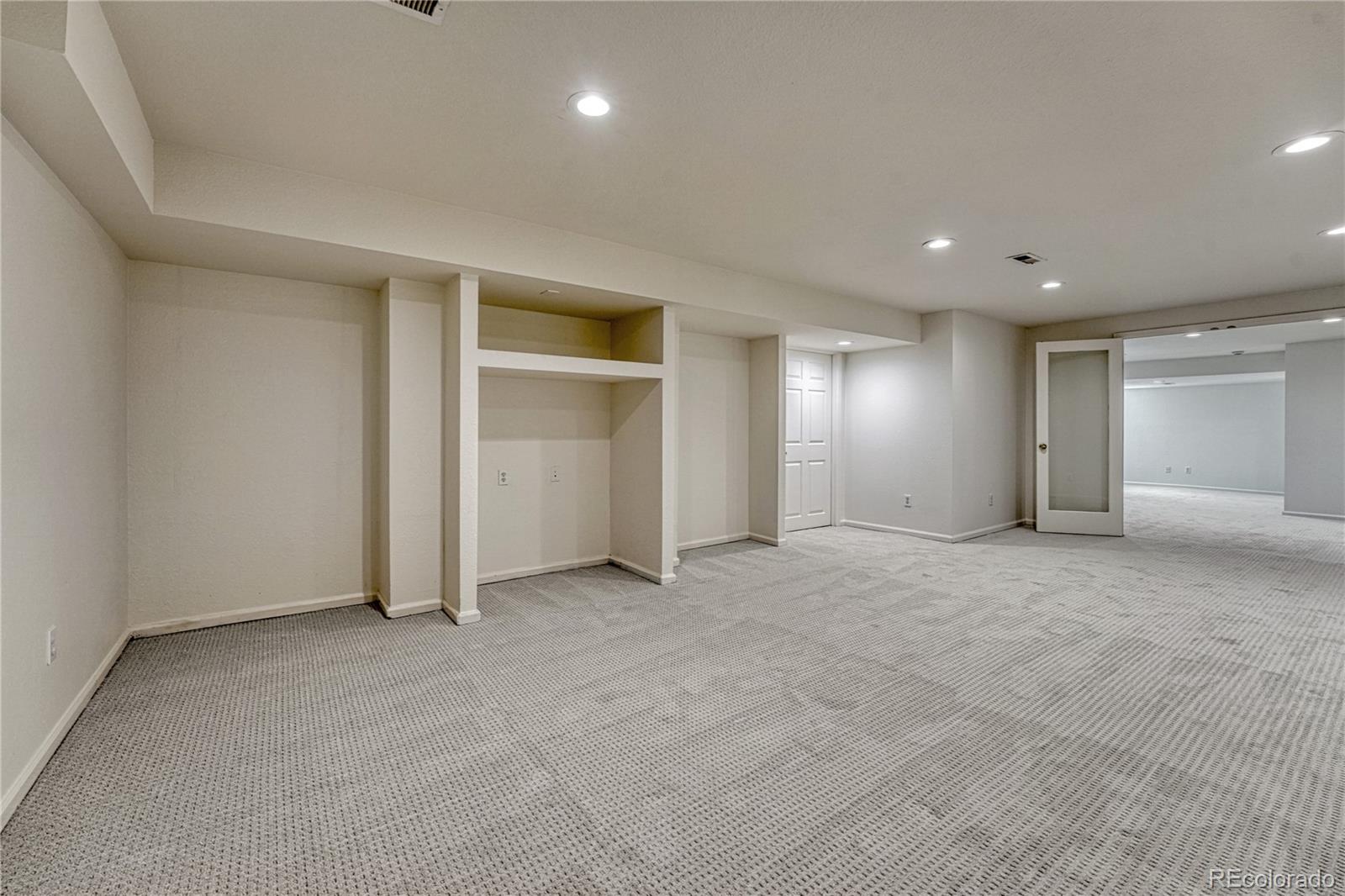 5672 S Hanover Way