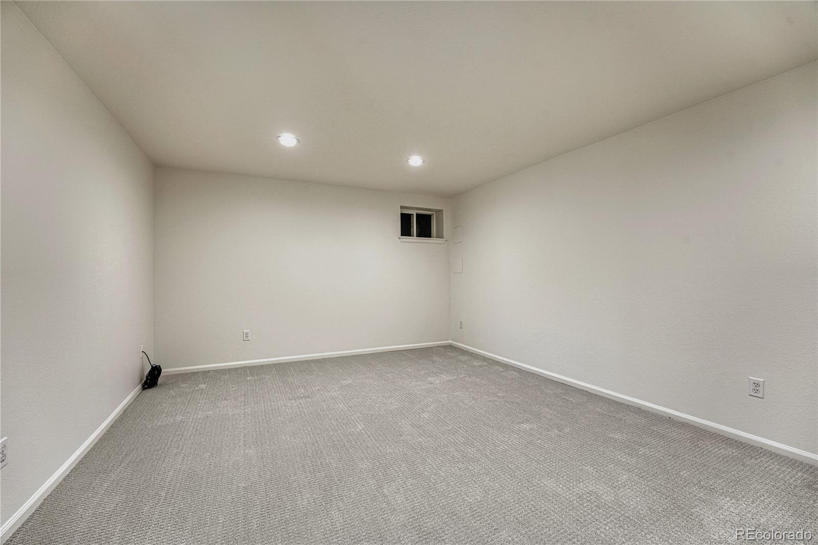 5672 S Hanover Way