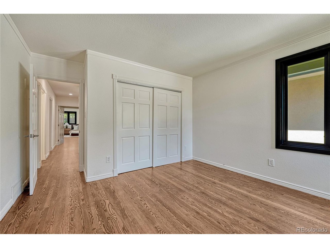 5672 S Hanover Way