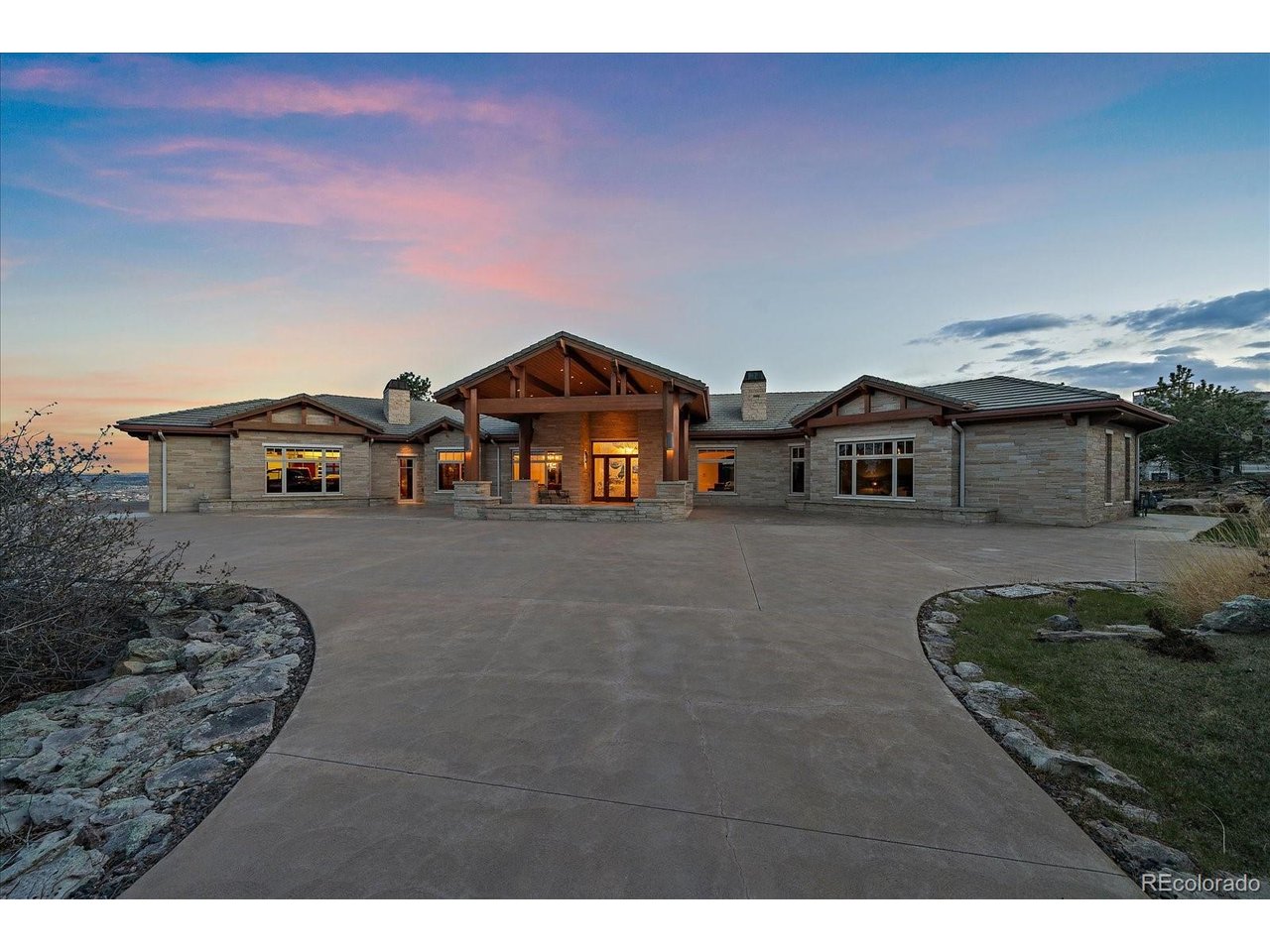 607 Cliffgate Ln