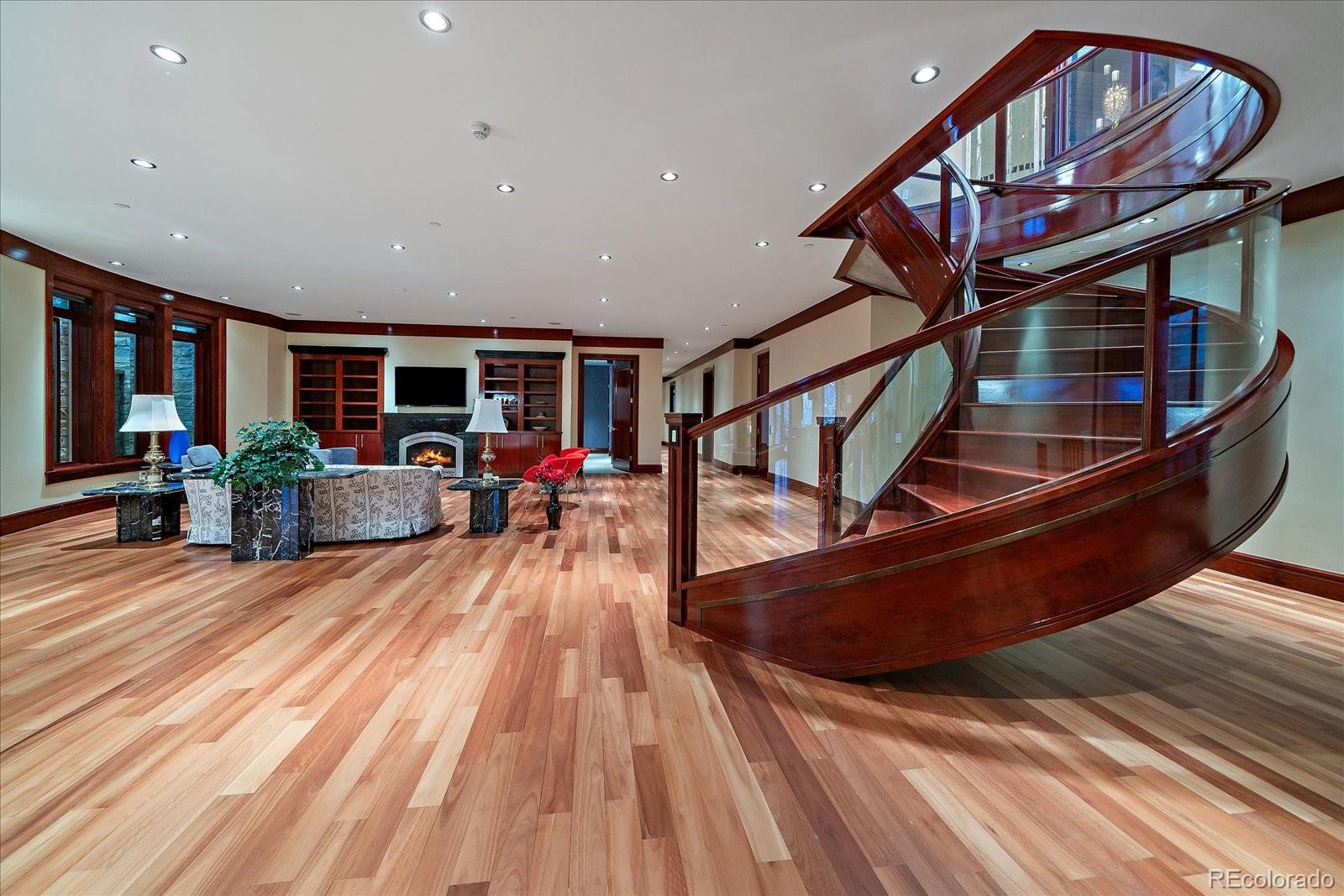 607 Cliffgate Lane
