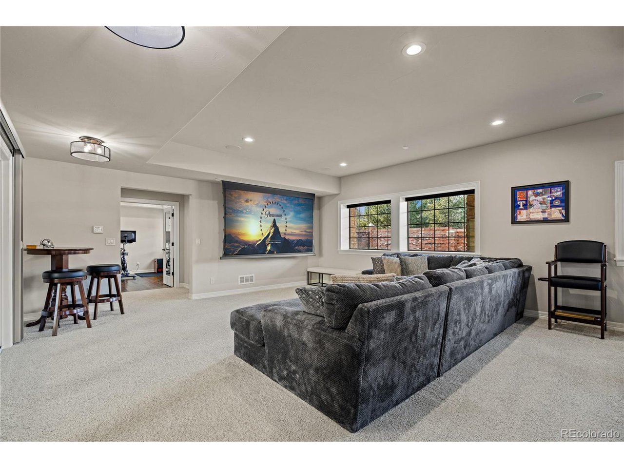 9343 Vista Hill Ln