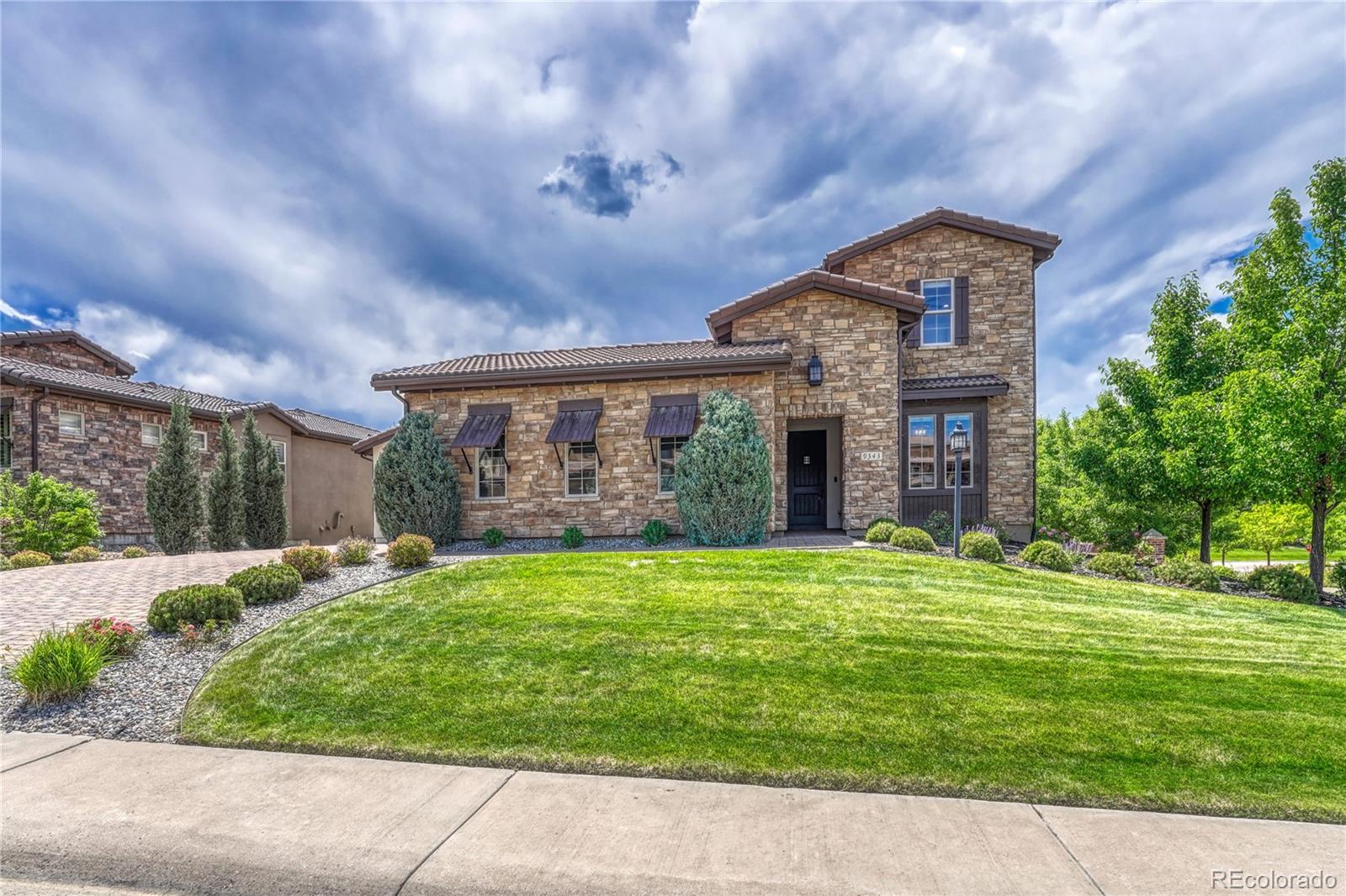 9343 Vista Hill Lane