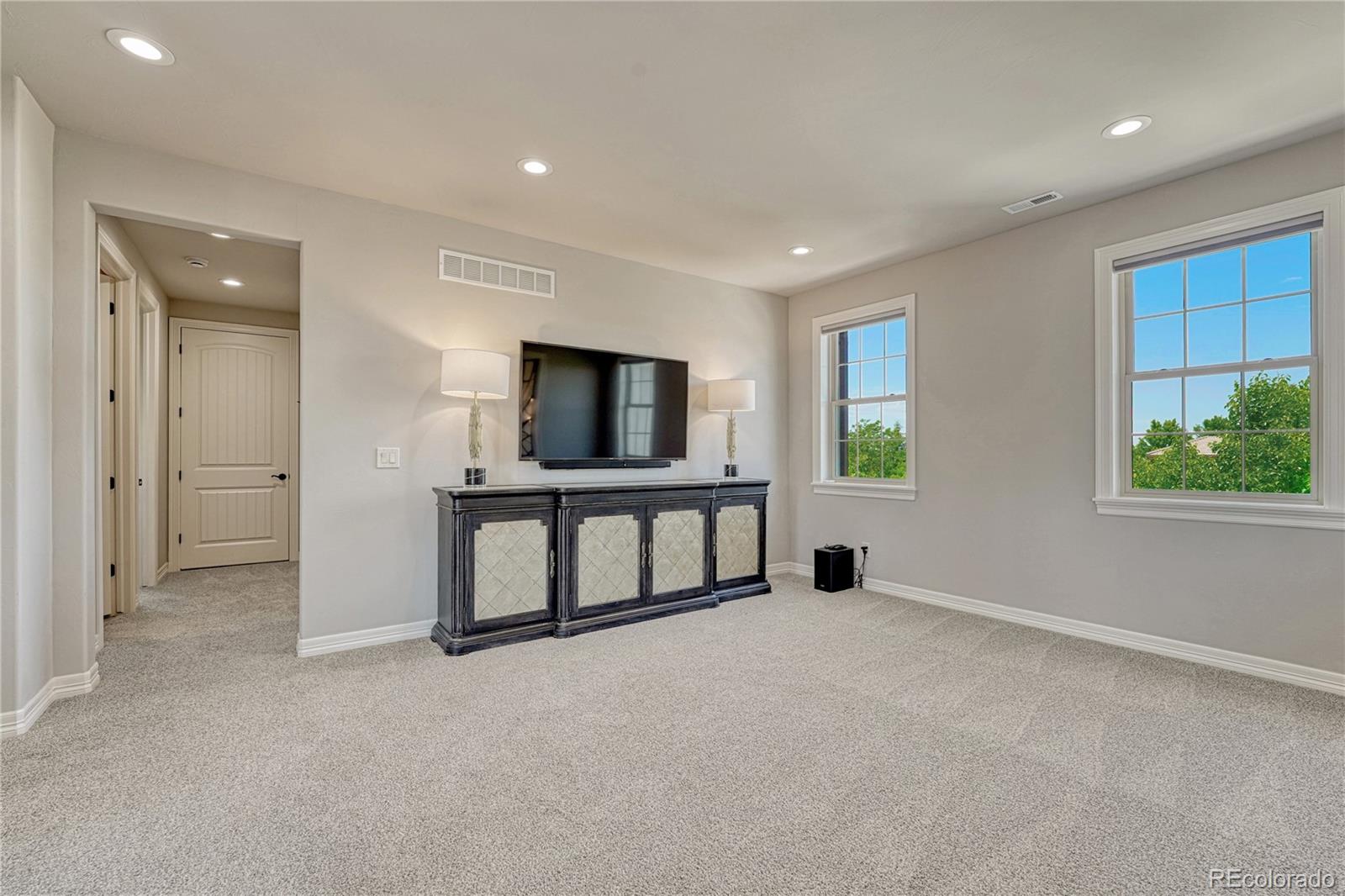 9343 Vista Hill Lane