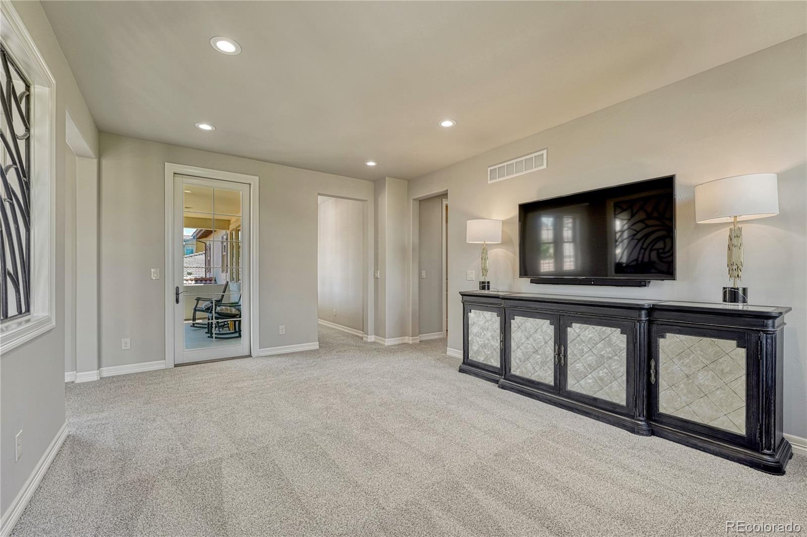 9343 Vista Hill Lane