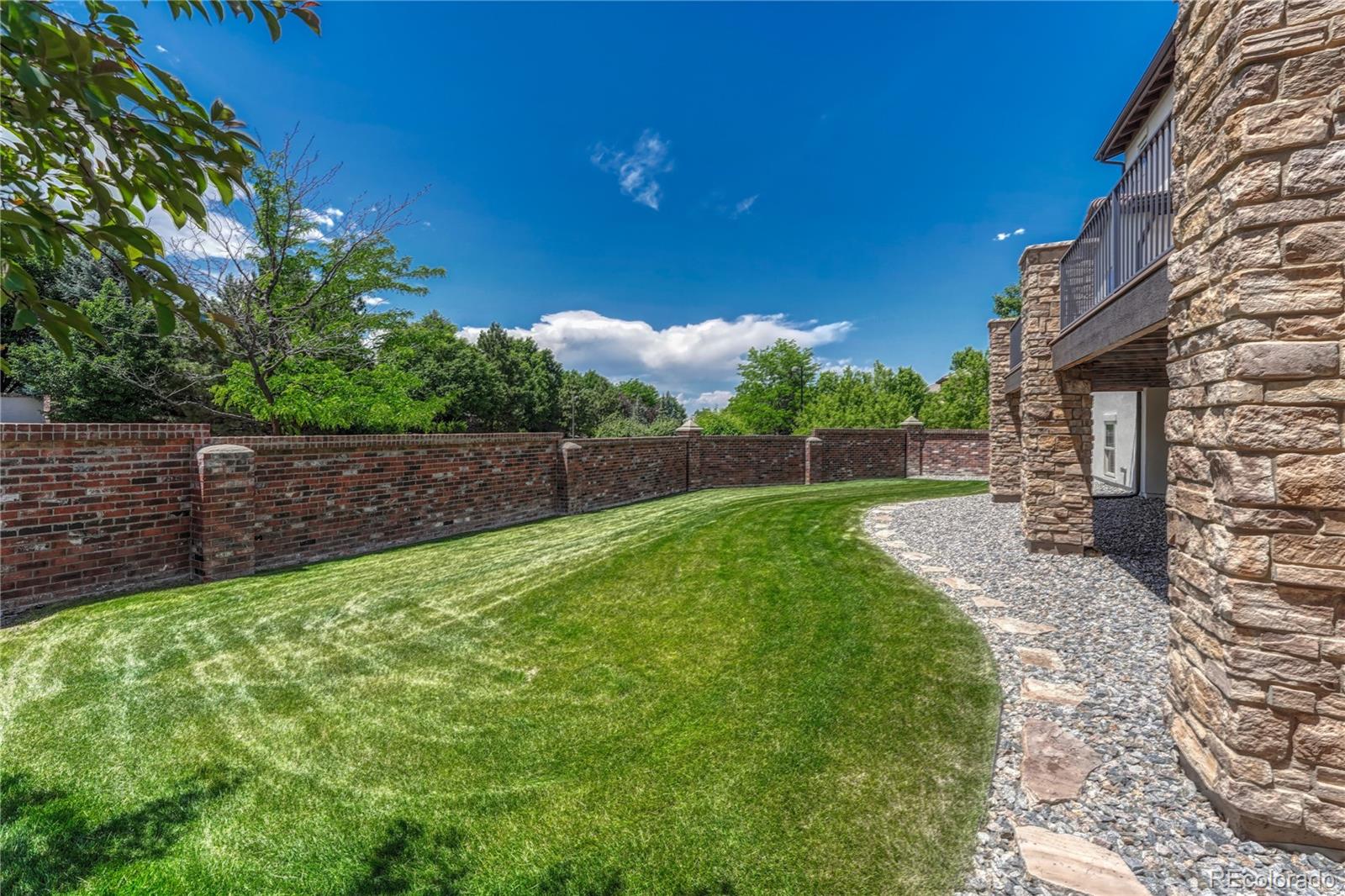 9343 Vista Hill Lane