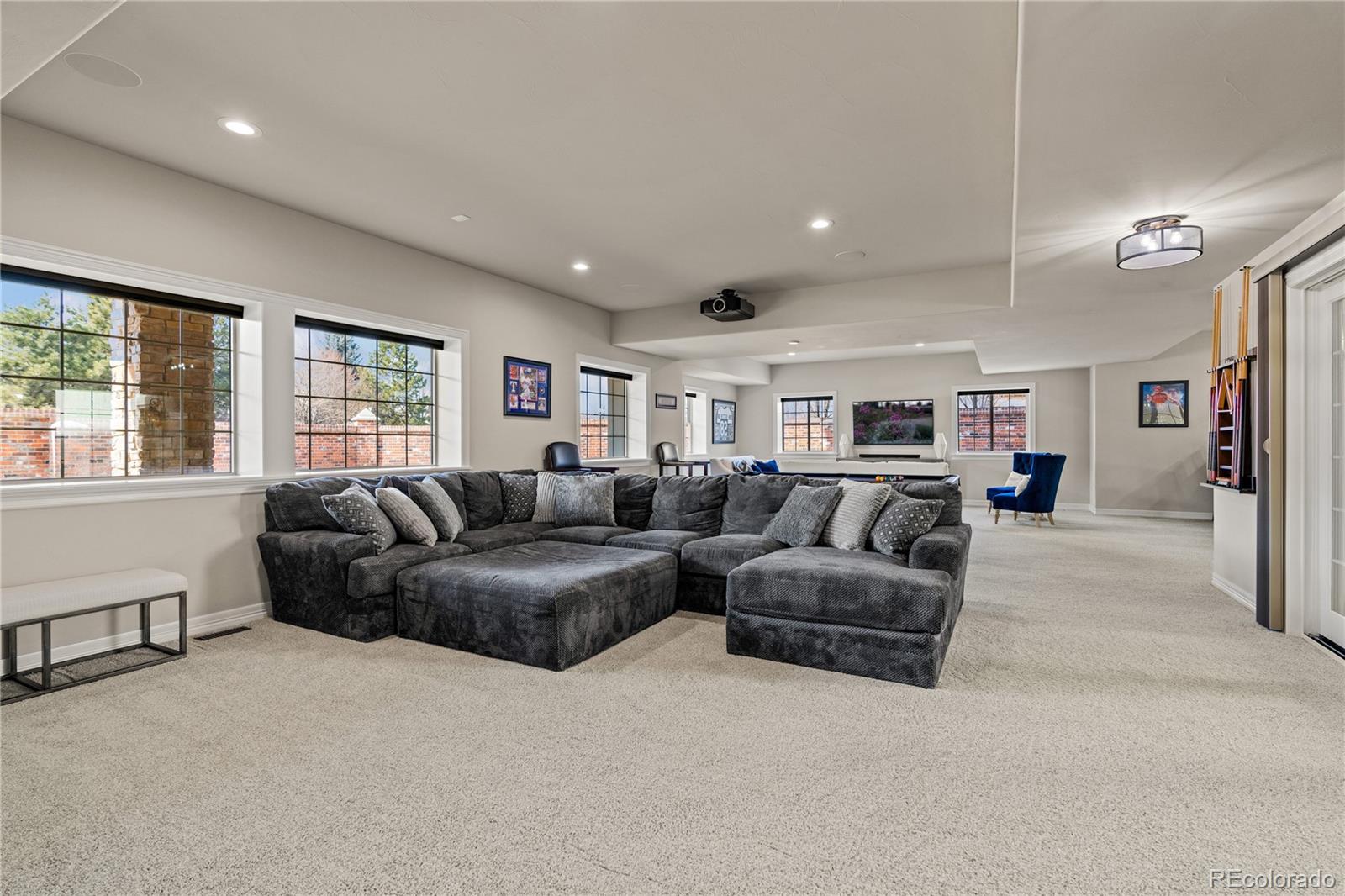 9343 Vista Hill Lane