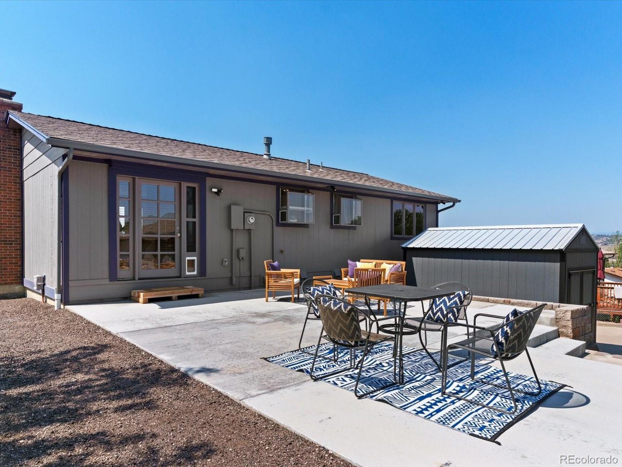 225 Ash Ave