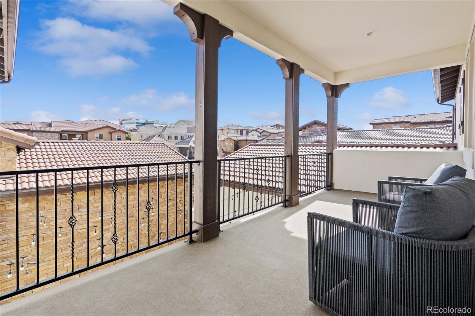 9343 Vista Hill Lane